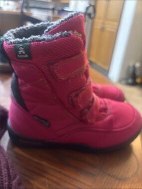 Kamik Kids Hot Pink Waterproof Snow Boots with Gray Fur Trim